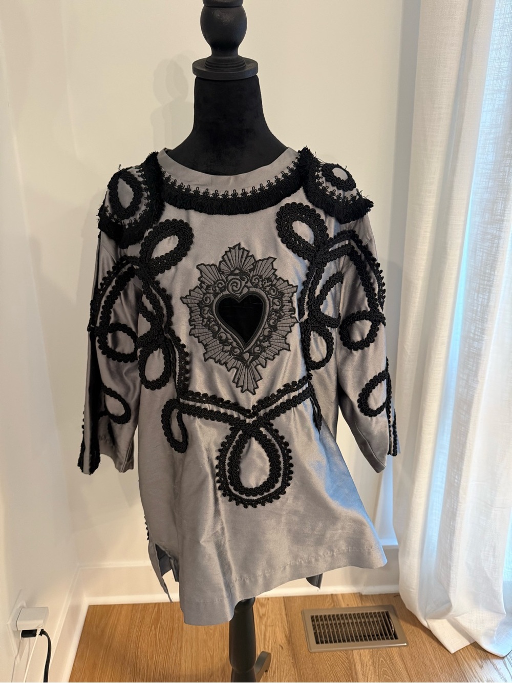 Dolce & Gabbana Gray Black Embroidered Heart Tunic Top Size 54